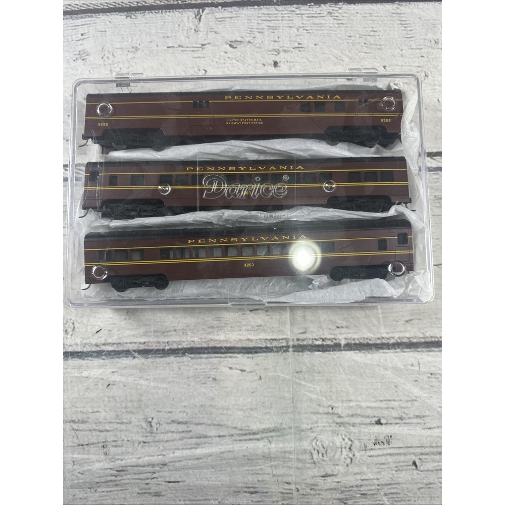 HO Scale Pennsylvania PRR 3 Car Passenger Set Coach RPO Baggage Display Case